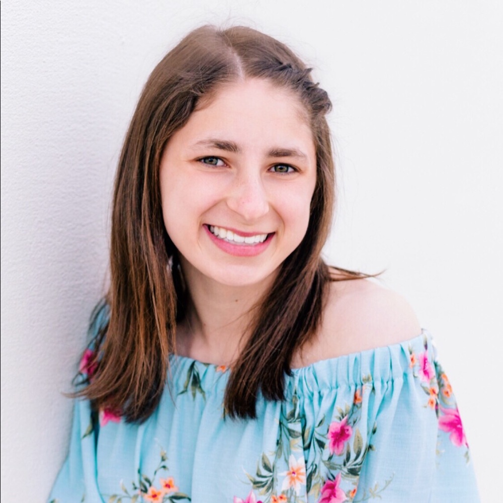 Meet your Posher, Lauren
